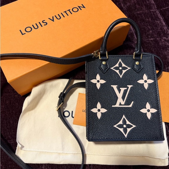 Louis Vuitton Black and Cream Mini Bag - Picture 6 of 7
